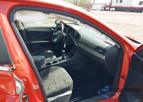 2019 Volkswagen Jetta 1.4T S from USA, damaged, VIN 3VWN57BU2KM111159